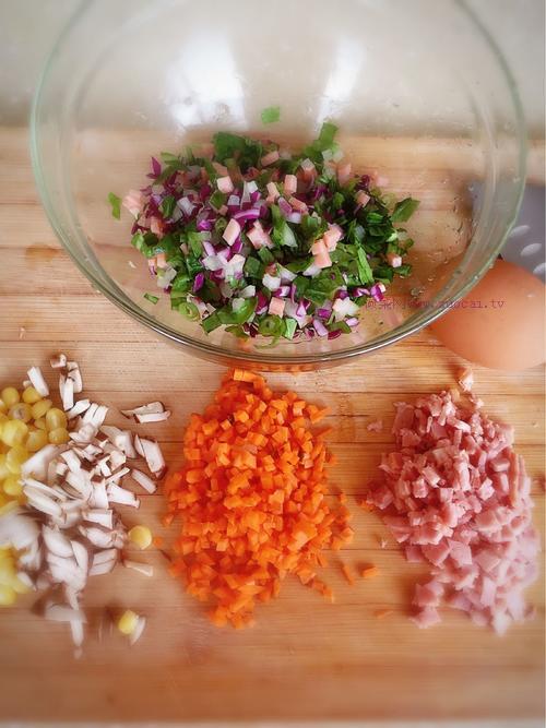 繽紛飯團(tuán)的做法