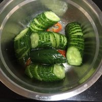 糖醋腌黃瓜的做法步驟5
