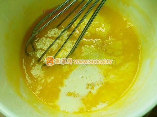 紅豆戚風(fēng)蛋糕的做法