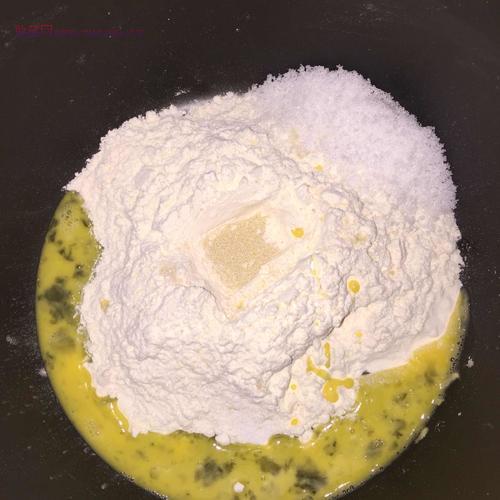 太陽(yáng)花早餐面包圈的做法