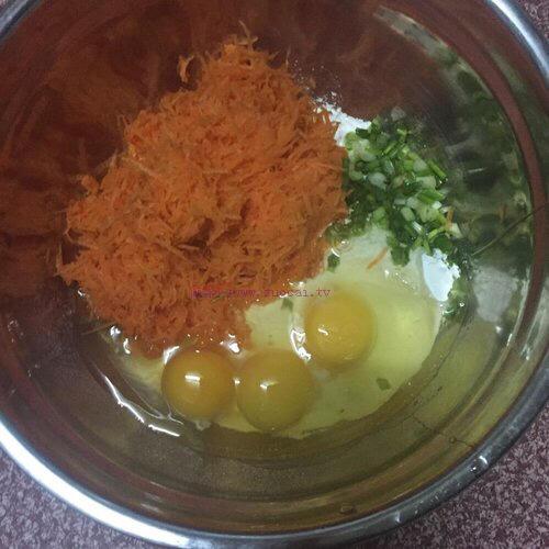 胡蘿卜雞蛋餅的做法