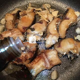 煎魚(yú)塊的做法步驟：6