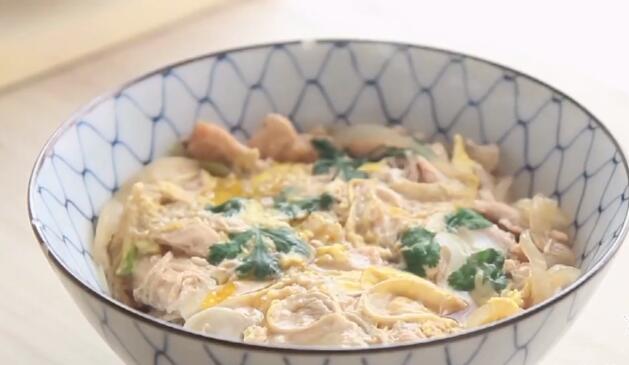 雞胸肉拌飯怎么做？