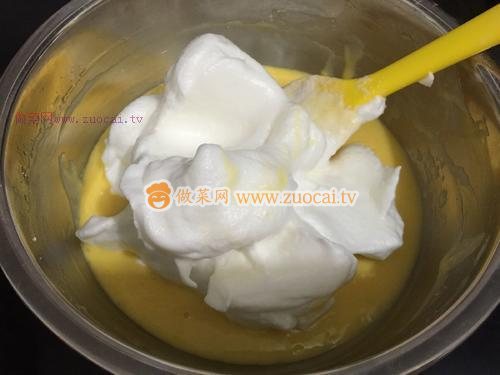 電飯煲戚風(fēng)蛋糕的做法