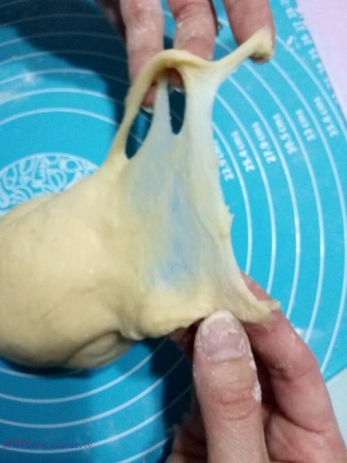 一次發(fā)酵的中種愛心小餐包的做法