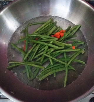 嘎嘎多牦牛肉醬豇豆的做法步驟：6