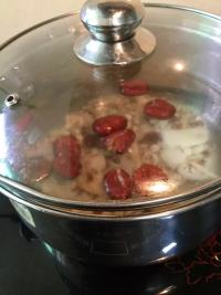 清補(bǔ)雞湯的做法步驟6