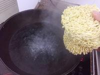 榨菜肉絲湯面的做法步驟11