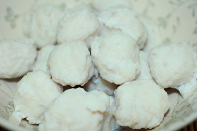 無添加手工魚丸的簡單家庭做法，家庭怎么自制魚丸簡單