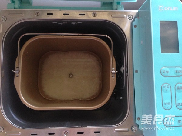 面包機香菇臘味飯的做法