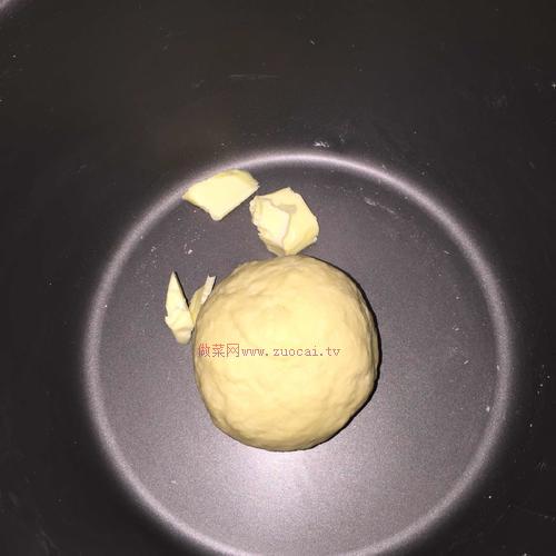 太陽(yáng)花早餐面包圈的做法