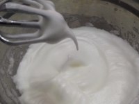 淡奶油巧克力戚風(fēng)的做法步驟5