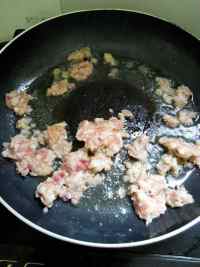 炒泡面的做法步驟3