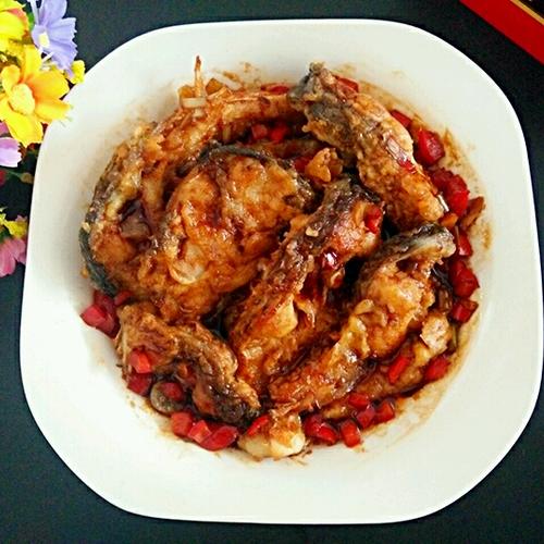 糖醋鯉魚段的做法