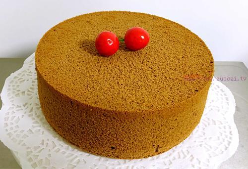 巧克力戚風(fēng)蛋糕8寸的做法