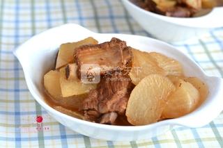 白蘿卜燉排骨的做法步驟：6