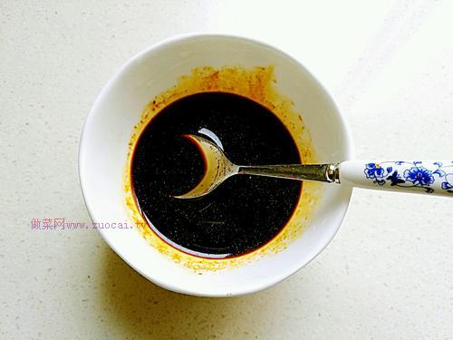 秘制醬汁炒面的做法