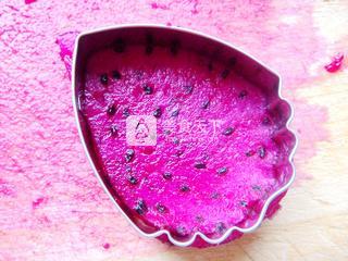 鳳凰呈祥【創(chuàng)意水果拼盤】的做法步驟：1