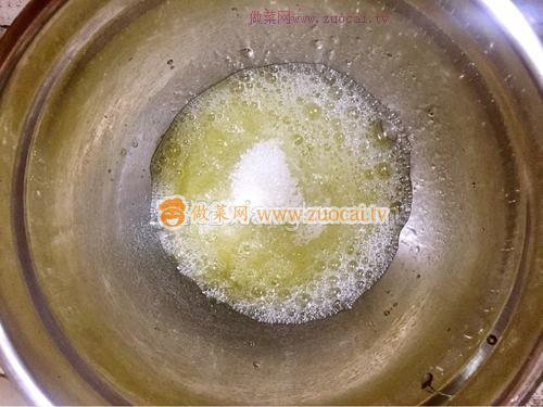 藍(lán)莓蛋糕卷的做法