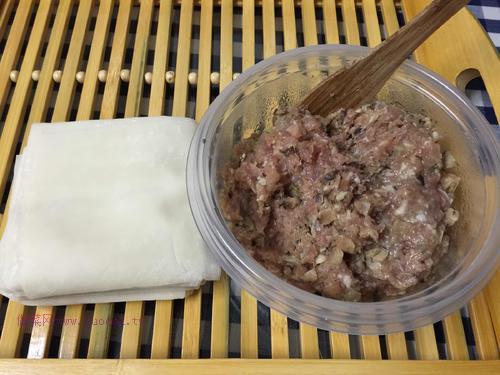 豬肉香菇大云吞的做法