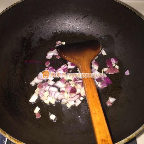 奶汁土豆面包的做法