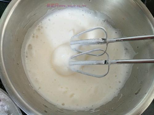 菠菜汁戚風(fēng)蛋糕的做法