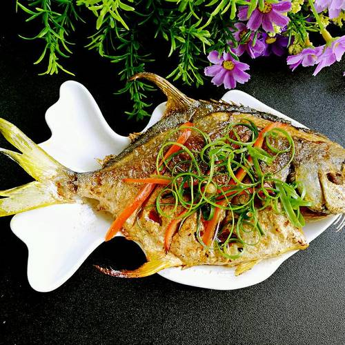 干燒金鯧魚的做法