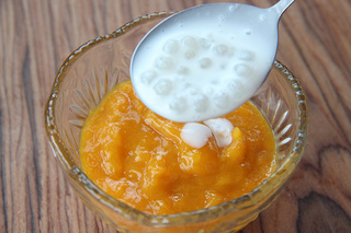  深受大眾們喜愛(ài)的一道甜品---楊枝甘露的做法步驟：6