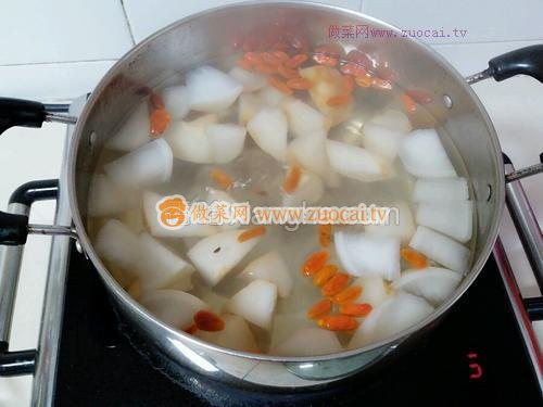 冬日養(yǎng)生糖水的做法