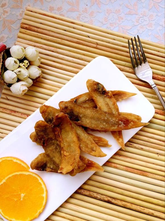 炸酥香小魚(yú)