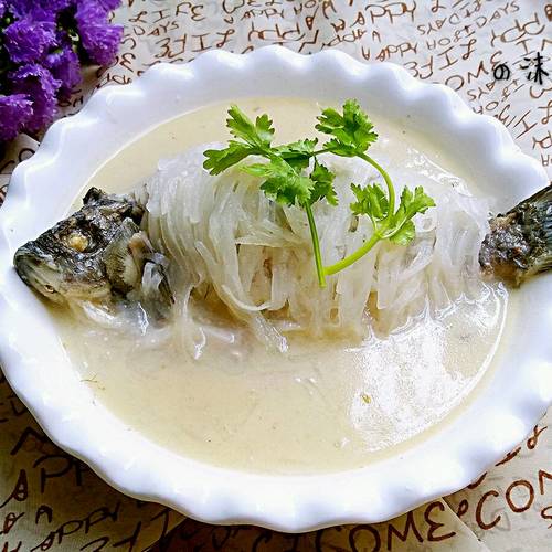 白蘿卜絲煮魚的做法