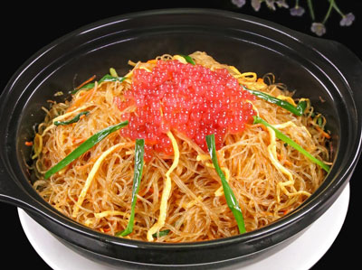 魚子醬干撈粉絲煲的做法，家常干撈粉絲怎么做