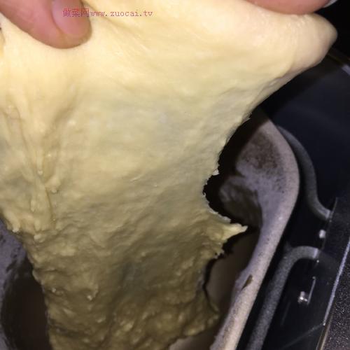 月牙面包（超級松軟拉絲）的做法