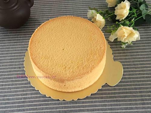 八寸戚風(fēng)蛋糕的做法