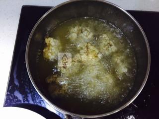 酸甜排骨的做法步驟:7