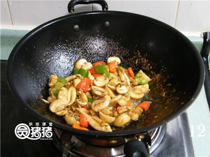 八爪魚(yú)爆蘑菇的做法步驟12