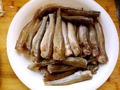 軟炸小光魚(yú)的做法