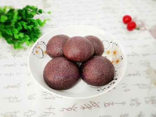 黑米面饅頭的做法