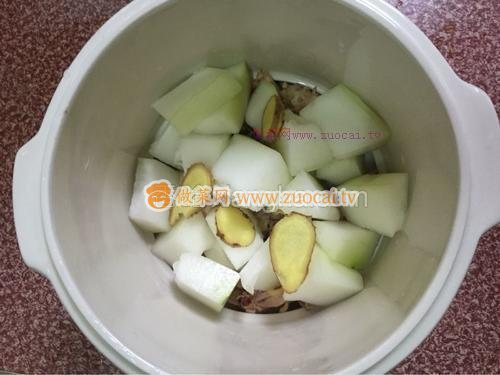 冬瓜燉雞湯的做法