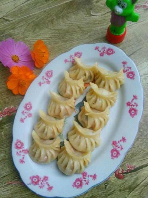 香菇胡蘿卜豬肉餃子的做法