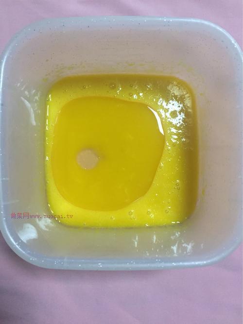 拉花戚風(fēng)蛋糕的做法