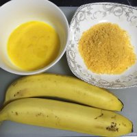 炸香蕉的做法步驟1