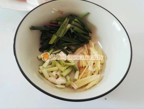 卷心菜燜飯（電壓鍋版）的做法