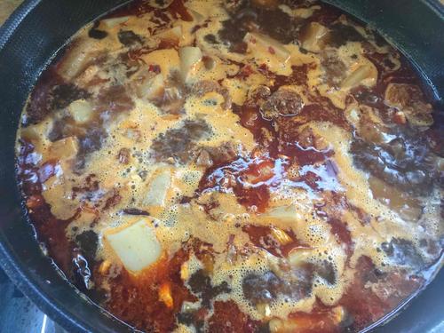 魔芋燒鴨的做法