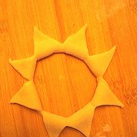 巧克力甜甜圈圣誕樹的做法圖解4