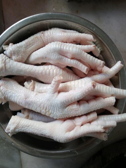 當(dāng)歸藥材雞腳的做法