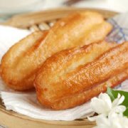 【油條怎么做】油條的做法和配方_油條制作方法