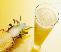 【菠蘿上火嗎】菠蘿的功效與作用_菠蘿的營養(yǎng)價值