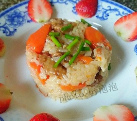 雞肉胡蘿卜燜飯的家常做法