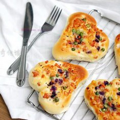 愛心雜蔬火腿面包的做法